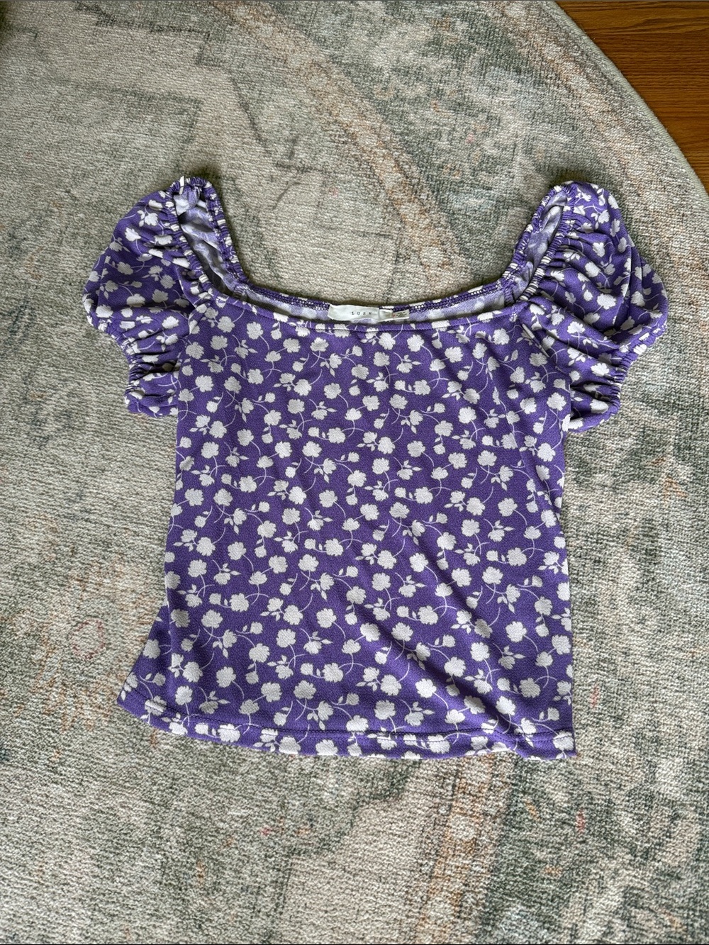 Adorable Purple Floral Puff-Sleeve Women’s Top